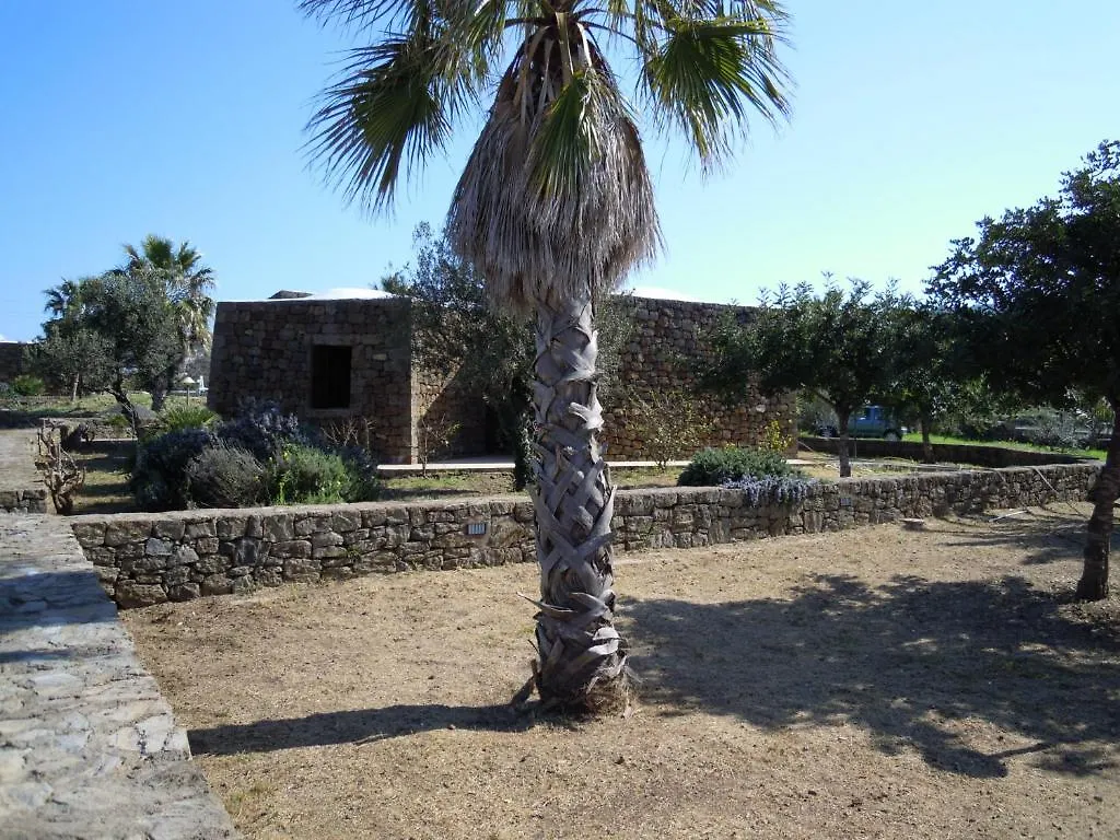 Residenza Degli Ulivi Pantelleria Island Country house